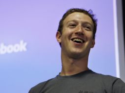 La empresa de Mark Zuckerberg puso fin al problema en el fallo de la seguridad de Facebook. AP  /