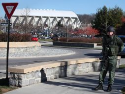 La policía de EU inicia protocolo de emergencias para capturar al tirador. AP  /