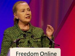 La secretaria Clinton abogó por seguir adelante con el proyecto pese a la oposición de Moscú. EFE  /