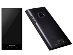 El nuevo teléfono de Panasonic posee una pantalla OLED de 4.3 pulgadas. ESPECIAL  /