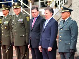 El presidente de Colombia prometió facilitar la puesta en libertad de policías y militares. EFE  /