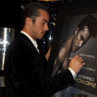 Considero que la competencia siempre en buena: Aarón Díaz