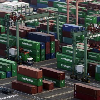 Reporta INEGI déficit en balanza comercial de México