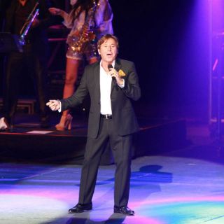 Ricardo Montaner sacude cuerpos y recuerdos