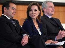 Los tres aspirantes deben entregar documentos para revisar si reúne cabalmente los requisitos de elegibilidad. NOTIMEX  /