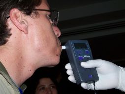 De concretarse, la obligatoriedad aplicaría para todos los negocios, y no sería opcional, refirió el alcalde, Miguel Castro.  /