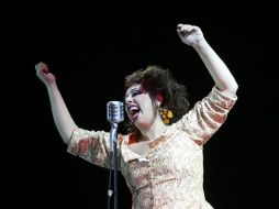 Orozco, junto con cuatro grandes concertistas y talentosos músicos, interpretan el bolero con sentimiento. ARCHIVO  /