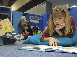 Afirman que un niño que lee tendrá en la literatura un aliado que lo acompañará toda su infancia. ARCHIVO  /