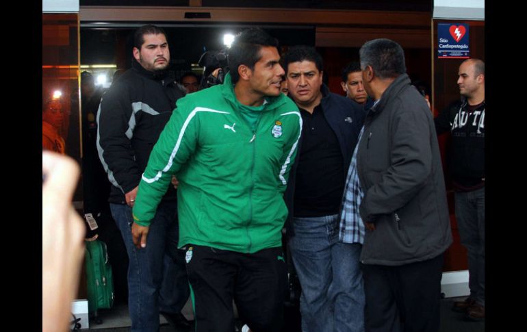 El portero de Santos, Oswaldo Sánchez, a su llegada a Monterrey. MEXSPORT  /