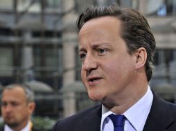 Cameron dijo que el acuerdo propuesto arriesgaba a exponer a la poderosa industria de servicios financieros de Londres. ARCHIVO  /