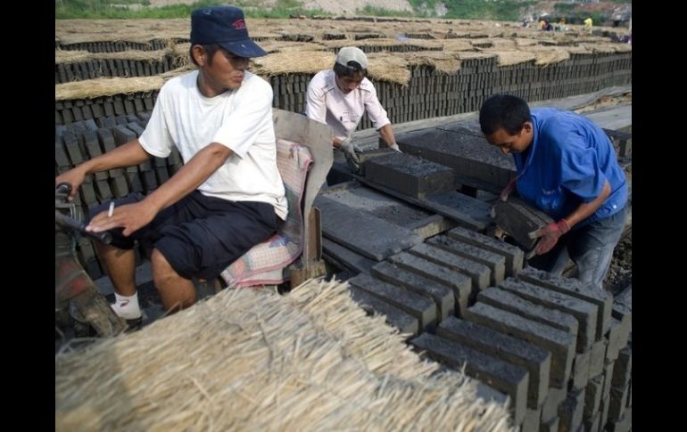 Se estima que existen en ilegalidad más de 14 millones de trabajadores y cerca del 40% de ellos tienen el salario mínimo.  /