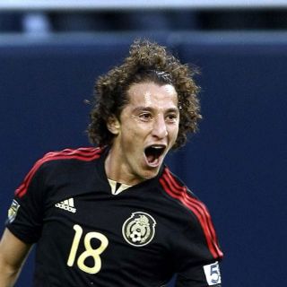 Legión europea coloca a Guardado como jugador destacado