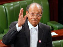 Marzouki, de 66 años, cuenta con el respeto de muchos tunecinos por su implacable oposición al autocrático Ben Ali. REUTERS  /