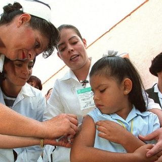 Avanza 40% aplicación de vacuna contra influenza en Jalisco