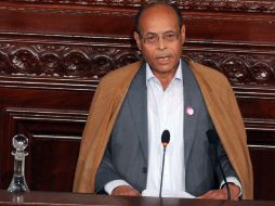 En ceremonia solemne, Marzouki ofreció un discurso a los miembros de la Asamblea Constituyente. AP  /