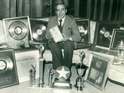 Calderón plasmó sus memorias en una autobiografía titulada El Gallo canta, publicada en 2005. EL UNIVERSAL  /