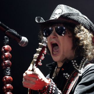 Reencuentro de Héroes del Silencio sería faltar a la palabra: Bunbury