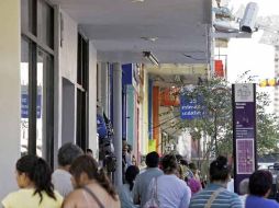 Las autoridades aseguran que al ver las cámaras, las ''pandillitas'' inhiben su comportamiento. ARCHIVO  /