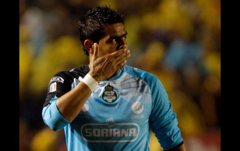 El guardameta vio la tarjeta roja en los primeros 45 minutos del pasado partido de la final. AP  /