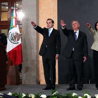 Anuncian relevos en secretarías del Trabajo y Función Pública