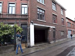 Este es el garaje de la casa de Nordine Amrani, lugar donde se encontró sin vida el cuerpo de una mujer. EFE  /