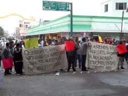 Paisanos e importdores de vehículos exigen soluciones a los bloqueos por normas de la Semarnat y por burocracia. EL UNIVERSAL  /