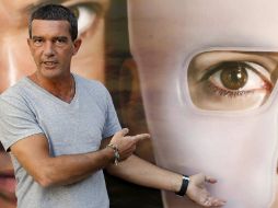 La española ''La piel que habito'', de Pedro Almodóvar, es candidata al título de mejor película de habla no inglesa. EFE  /