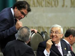 Emilio Chuayffet (der) espera que se le entregue la propuesta formal de la terna. NOTIMEX  /