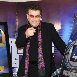 Manuel Mijares es Disco de Platino por ''Zona preferente''