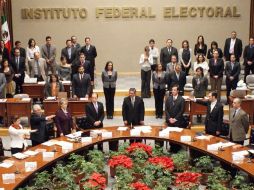 Los tres nuevos consejeros del IFE rindieron protesta ante el Consejo General. EL UNIVERSAL  /