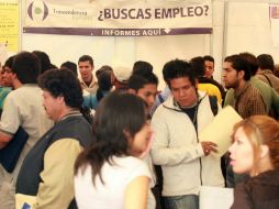 Este 2011, el empleo cerrará con 587 mil nuevas vacantes. ARCHIVO  /
