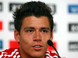 Mañana en El Molinón, Moreno espera aportar su granito de arena para que los Periquitos no reciban gol. MEXSPORT  /