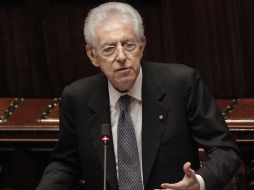 Después de una solemne intervención de Monti, el plan deberá ser ratificado este mismo viernes por diputados y pasará al Senado. EFE  /