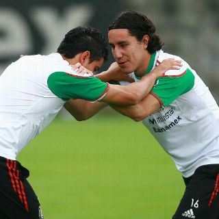 Juárez y Barrera, convocados por Aguirre de nuevo