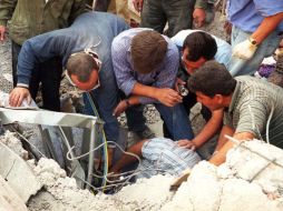 Las imágenes fueron similares a las que se difundieron en televisión tras los sismos que dejó a cientos sepultados. ARCHIVO  /