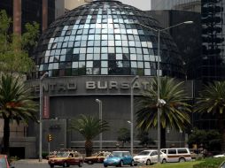El IPC terminó en 35 mil 587.78 unidades, presionado por emisoras del sector financiero. ARCHIVO  /