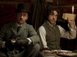 Los actores Robert Downey Jr. y Jude Law vuelven a dar vida al detective Sherlock Holmes y al doctor Watson. REUTERS  /