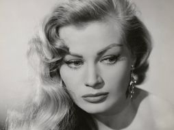 Ekberg parece seguir el destino de muchas estrellas de éxito, que tras la belleza y la fama enfrentan la pobreza. ESPECIAL  /