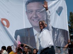 AMLO en un mitin en el deportivo Sta. Cruz Meyehualco en la Delegación Iztapalapa. NTX  /