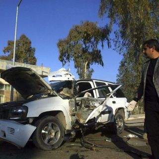 Saldo de 60 muertos y casi 200 heridos en explosiones en Bagdad