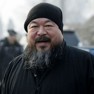 Eligen al artista disidente chino Ai Weiwei personalidad del 2011