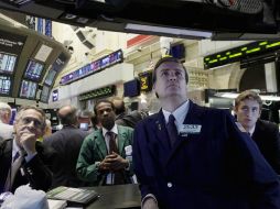 Wall Street se mantuvo durante toda la jornada en terreno positivo y todos los sectores registraron avances al cierre. AP  /