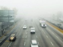 Una densa neblina en las inmediaciones del Aeropuerto de la Ciudad de México provoca la suspensión de casi 50 vuelos. EL UNIVERSAL  /