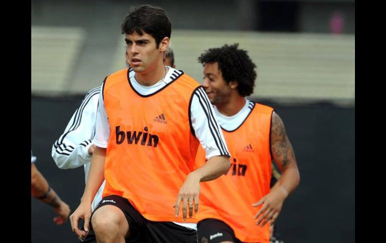 El brasileño tiene contrato con el Madrid hasta 2015. EFE  /