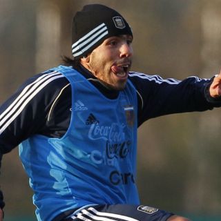 Carlos Tévez o ninguno: Milán