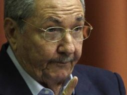 Raúl Castro anunció que ha concedido el indulto a casi tres mil presos, pero no se hizo mención de Alan Gross. AP  /
