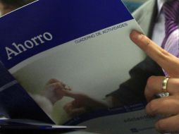 Al llegar al retiro, la falta de ahorro disminuye el nivel y calidad de vida de los mexicanos. ARCHIVO  /