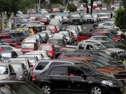 Propietarios de vehículos que deban renovar su tarjeta de circulación con chip, deberán hacer el pago de derecho por renovación.ARCHIVO  /