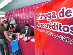 La Secretaría de Promoción Económica de Guadalajara entregó mil 103 microcréditos para emprender un negocio durante 2011.  /
