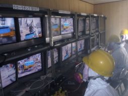 La radiactividad mantiene evacuadas a 80 mil personas. AP  /